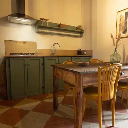 Casa Camoggi فندق مبيت وإفطار