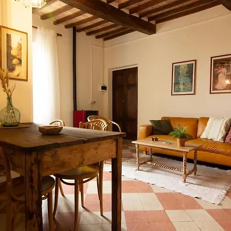 Casa Camoggi Couette-café *